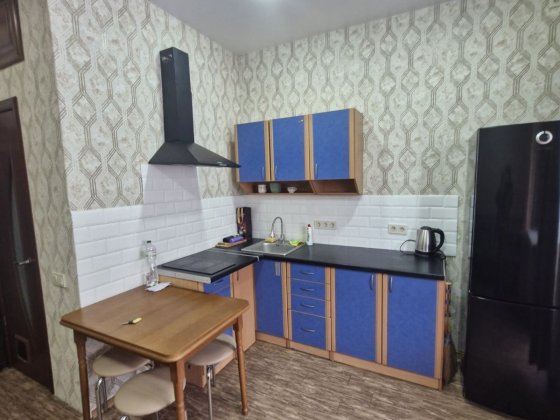 Сдам гостинку метро Дворец Спорта Харьков