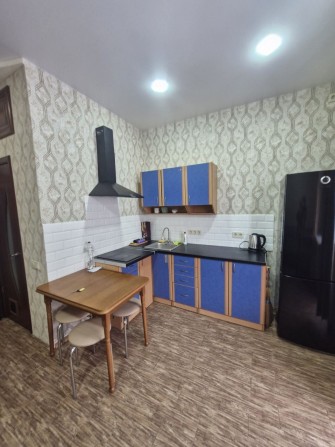 Сдам гостинку метро Дворец Спорта - фото 1