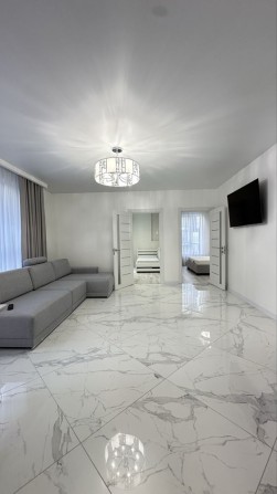 Оренда 2кім. квартири по вул. Малоголосківська - фото 1