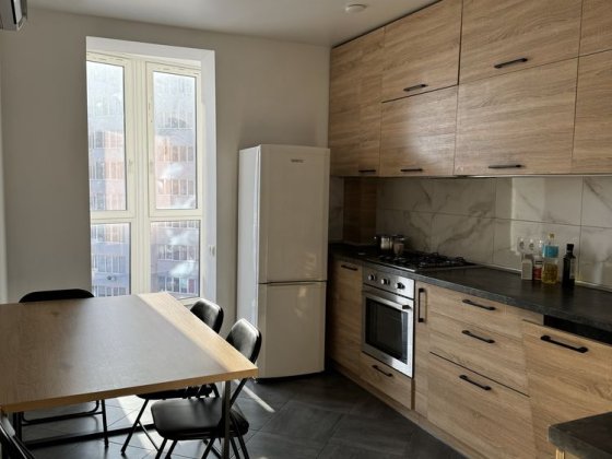 Сдам долгосрочно квартиру ЖК Лазурный Харьков