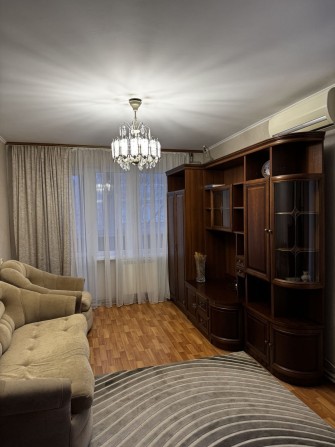 Здаю трьохкімнатну квартиру пл.Перемоги вул. Космонавтів євро ремонт - фото 1