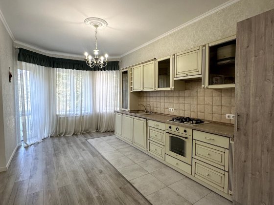 сдам  дом с ремонтом и мебелью  в элитном комплексе Сосновый Берег Фонтанка