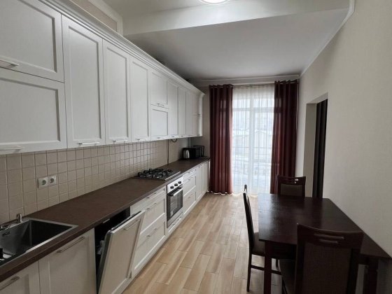 Оренда 2 кім квартири Вул гайдамацька 700 дол Львів