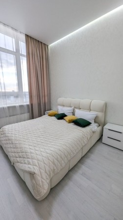 Новенькая 2 комнатная Гольфстрим, Аркадия - фото 1