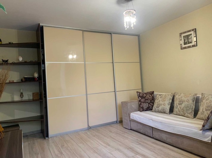 Сдам 1 ком кв на Люстдорфской дор д /ул Левитана.2 этаж.Газ.Животные. - фото 1