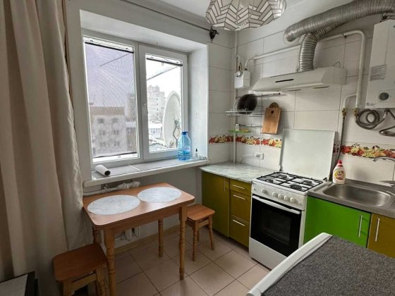 Оренда 2 кім. квартира  вул. Зелена (р-н. стадіон Україна) 12000 грн. Львів