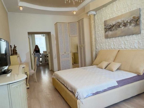 2 кімнатні апартаменти в центрі Львова ( Куліша / ТЦ Форум) Львов