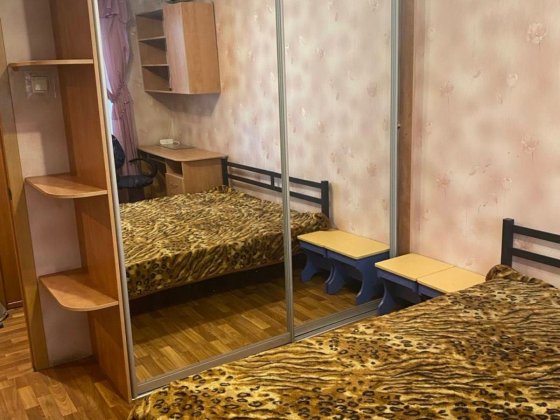 Сдам 3х комн квартиру м. Спортивная Харьков