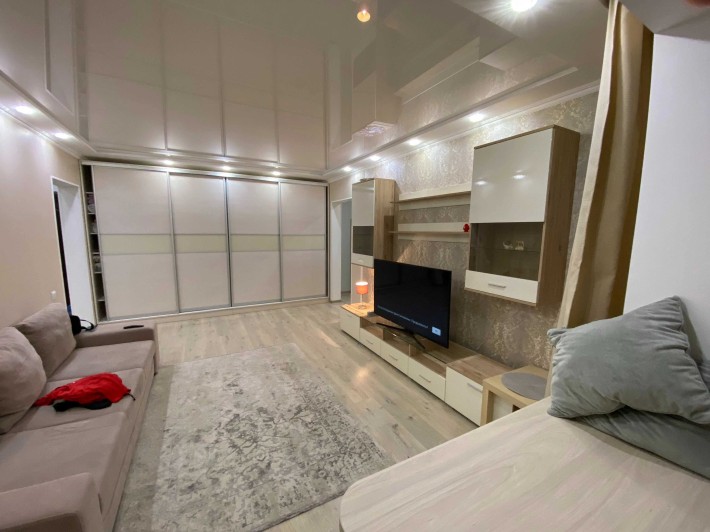 Сдам квартиру 55 кв.м. Французский бульвар - фото 1