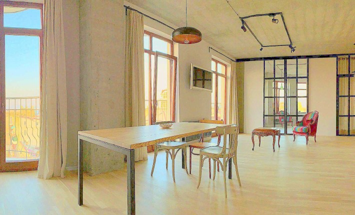 квартира в стиле ЛОФТ, Гефест, ул. Греческая, 1а - фото 1