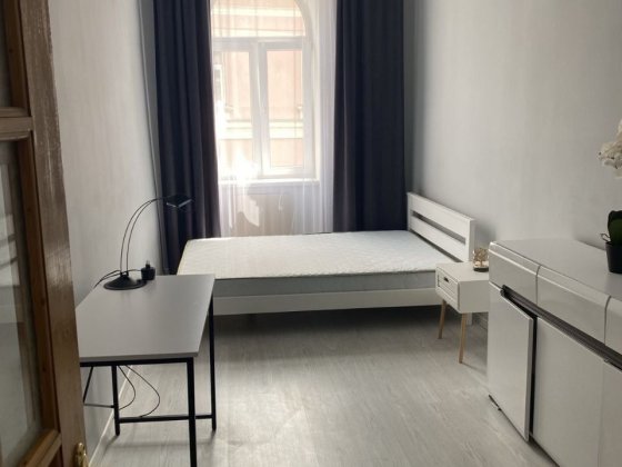 Оренда 1 кімнатної квартири. Площа Ринок. З ремонтом Львов