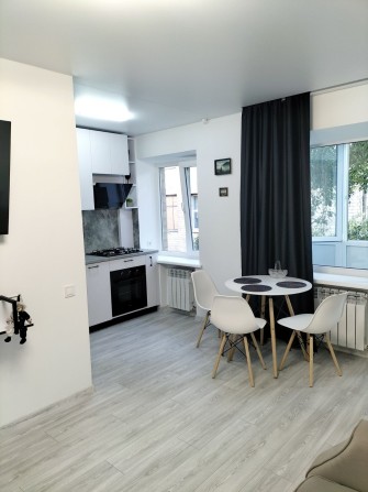 Сдам 1 квартиру - студию центр Харьков р-н ТЦ Никольский - фото 1