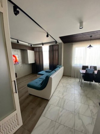 Сдам на Сахарова квартиру - фото 1