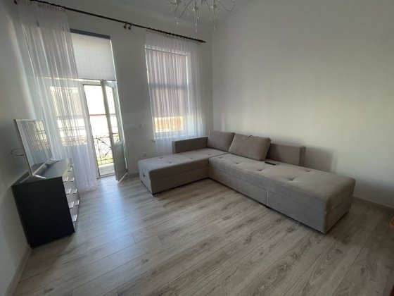 Оренда 2к кв біля ТЦ Форум - Центр Міста Львов