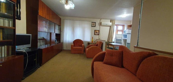 Сдам 1-к. квартиру, м. 23 Августа - 1 мин. - фото 1