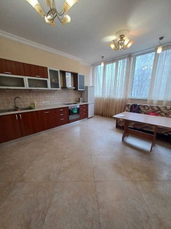 Сдам 3х комнатную квартиру в новом доме на ул.Пишоновская! - фото 1