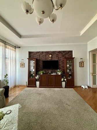 Оренда 3-кімнатної квартири (центр) - фото 1