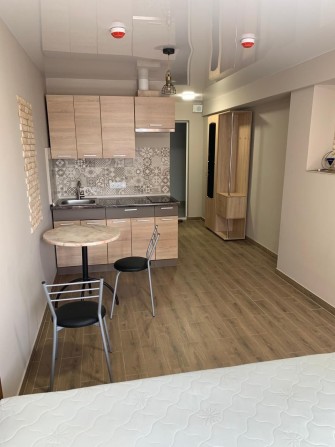 Сдам свою квартиру в центре на ул.Тираспольской 27/29 - фото 1