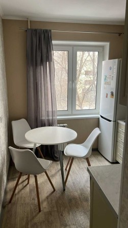 СДАМ 2-ком. проспект Вл. Великого (Добровольского)/ рынок "Северный" - фото 1