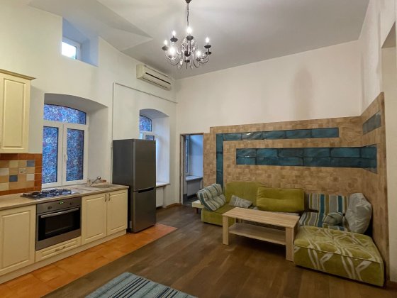 Квартира студiя i спальня  Дерибасiвська / Iталiйська/ Ланжероновская Одеса