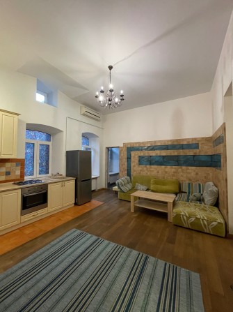 Квартира студiя i спальня  Дерибасiвська / Iталiйська/ Ланжероновская - фото 1