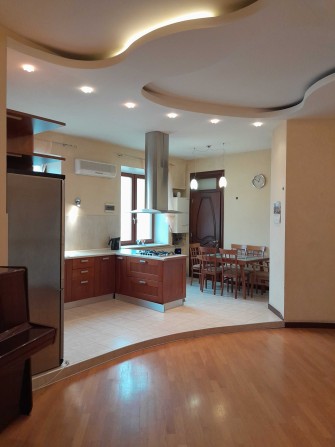 Сдам 3х комнатную квартиру ул. Пироговская 5/ Семинарская - фото 1