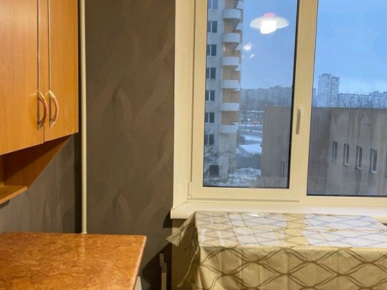 Сдам 1 ком квартиру возле  м. Победы Харків