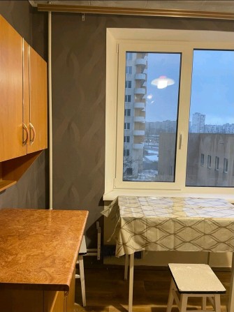 Сдам 1 ком квартиру возле  м. Победы - фото 1