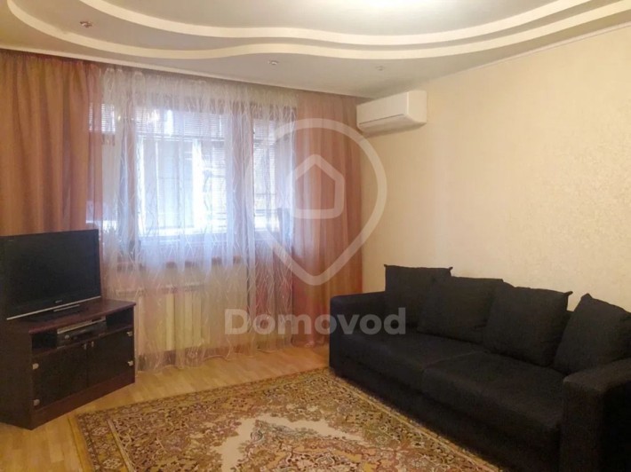 Сдам 2К-Квартиру, ул. Молочная 1, м. Спортивная 5-7мин. шагом. - фото 1