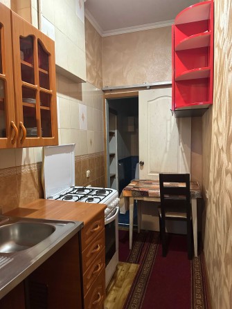 Сдам квартиру возле ЖД вокзала - фото 1