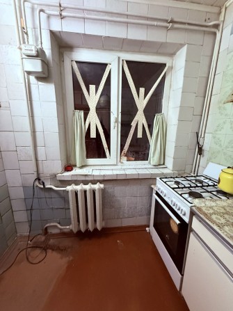 Сдам 2 к квартиру возле метро Героев труда - фото 1