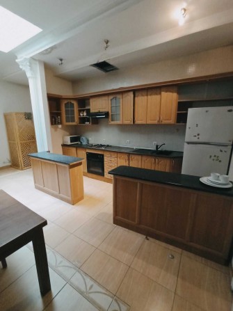 Сдается 2-х уровневая кв-ра в Центре, Дерибасовская, для айтишников - фото 1