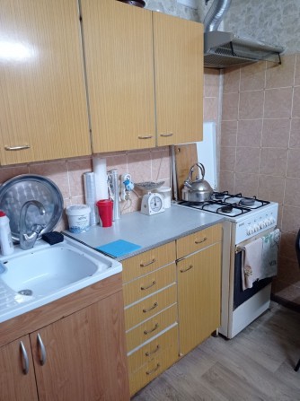 Сдам 2х комнатную на Нины строкатой - фото 1