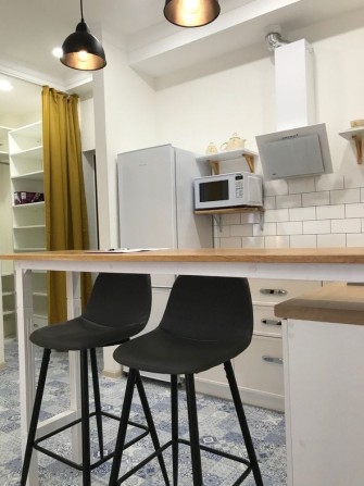 Сдам свою однокомнатную квартиру/ЖК Лимнос, 6-я ст фонтана - фото 1