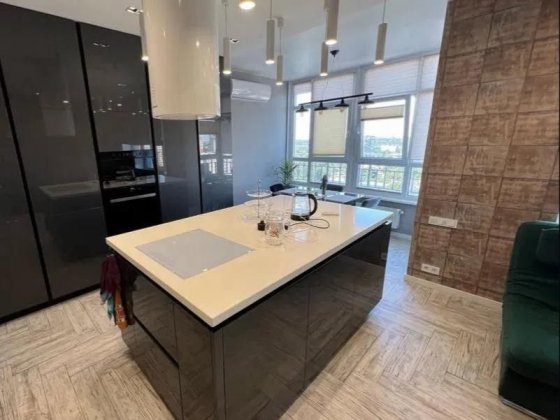 Срочно сдам 2 ком.квартиру в ЖК"4 Сезона", пр-т Гагарина 19А Одеса