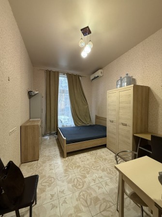 Сдам 1 к студию Жк Аркадия Хиллс на длительно можно питомец - фото 1