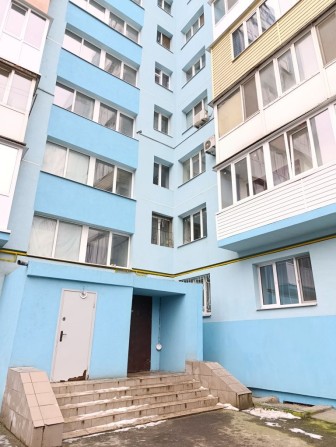 Сдам длит 3-х комн квартиру в Лузановка Николаевская дорога - фото 1