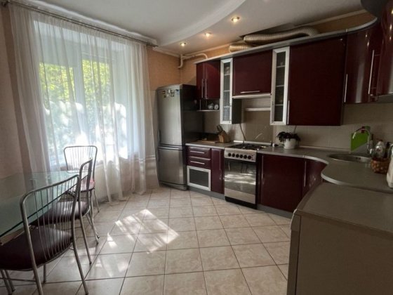 Оренда двокімнатної квартири р-н Порт Сіті Рованцы