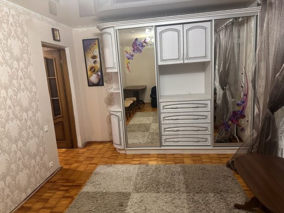 Квартира біля ТЦ “Слон» 1-кімнатна ВІД ВЛАСНИКА Луцк