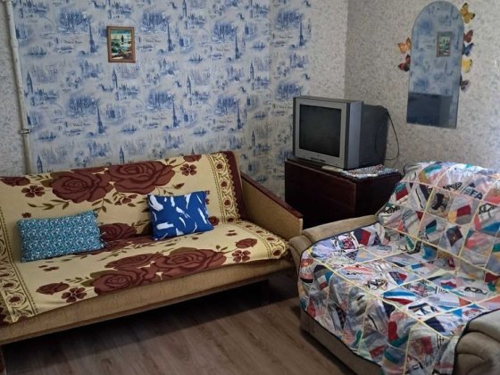 S Сдам в аренду гостинку на Салтовке со своими службами Харків