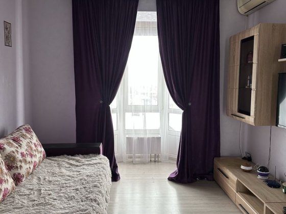 Оренда 1 кімнатної квартири Петрівський квартал Святопетрівське