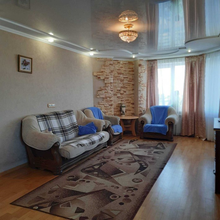 Здам 3-кімнатну с. Святопетрівське вул. Теплична, заг. 100 м2, є газ - фото 1