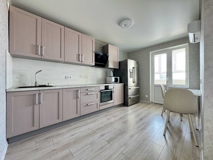 1-кімнатна квартира, смт Чабани, метро Теремки - 20 хвилин пішки. БЕЗ% - фото 1