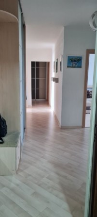 Квартира  100кв.м 3 окремі кімнати+ кухня-студія.Харківське шосе - фото 1