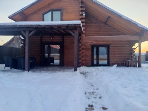 Довгострокова аренда будинку  від власника (газ,сховище,генератор) Віта-Поштова