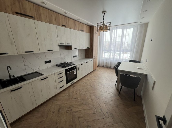 Довготривала оренда 2-х кімнатної квартири по вул. Героїв Крут - фото 1