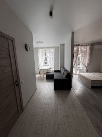 Сдам квартиру-студию в ЖК Парк Фонтанов - фото 1