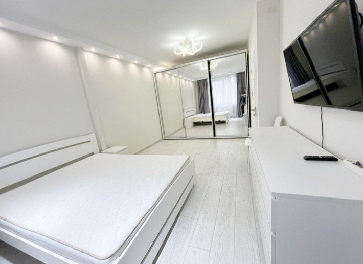 Сдам 1ую квартиру ЖК Маршал Сити, Проспект Небесной Сотни/Жемчужина - фото 1