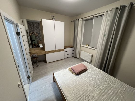 От хозяина сдам 2 комнатную квартиру Лиманка