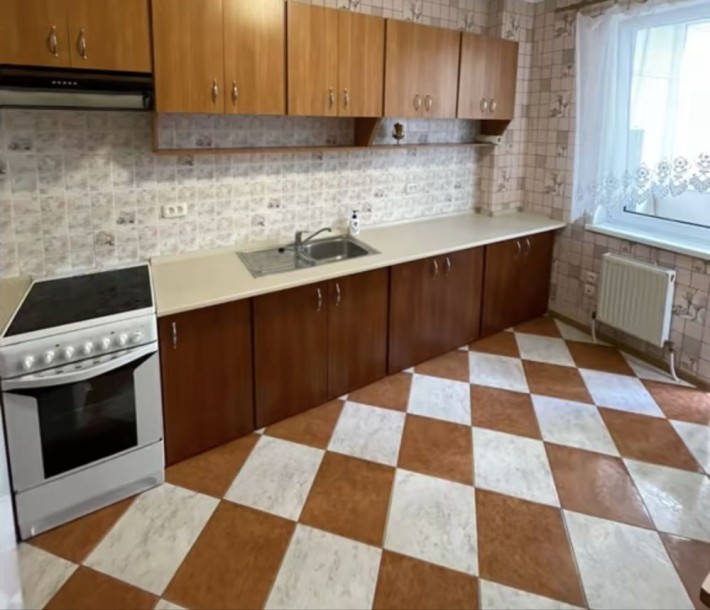 Сдам однокомнатную квартиру жк Радужный Генератор - фото 1